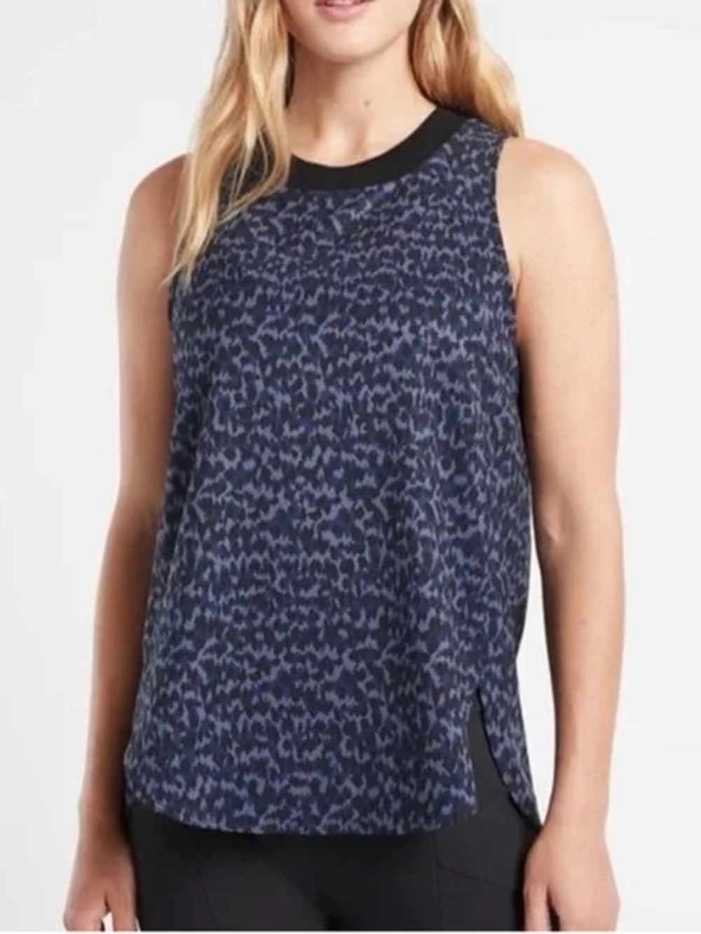 Athleta Zephyr navy blue leopard print athletic tank top sleeveless women medium
